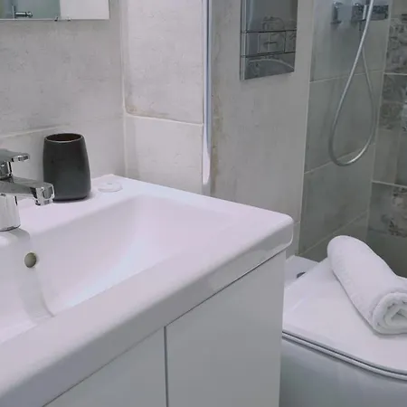 Napa Aura * Ayia Napa